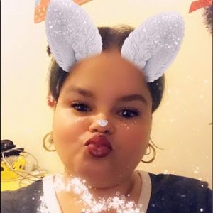 Meet your Posher, Nadine